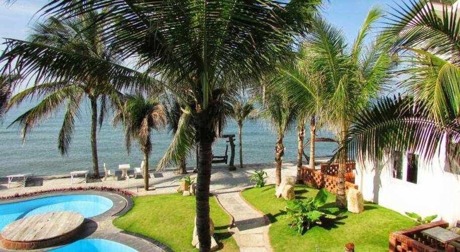 Muine Paradise Beach Resort (Ex. Paradise Ngoc Suong Resort)