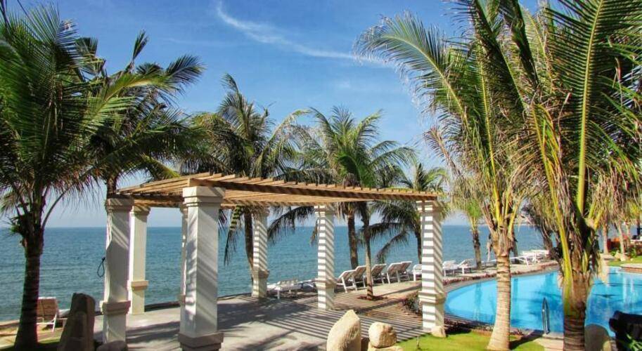 Muine Paradise Beach Resort (Ex. Paradise Ngoc Suong Resort)