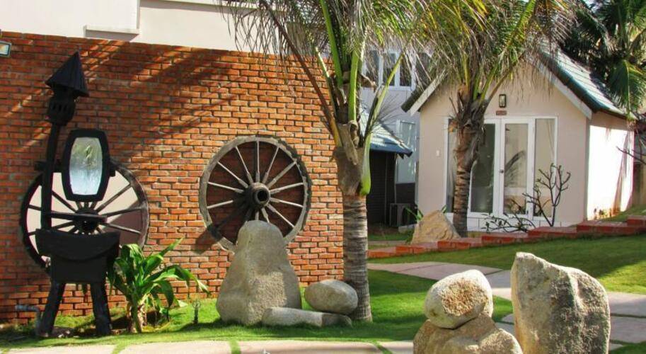 Muine Paradise Beach Resort (Ex. Paradise Ngoc Suong Resort)