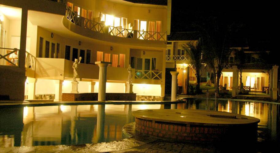 Muine Paradise Beach Resort (Ex. Paradise Ngoc Suong Resort)