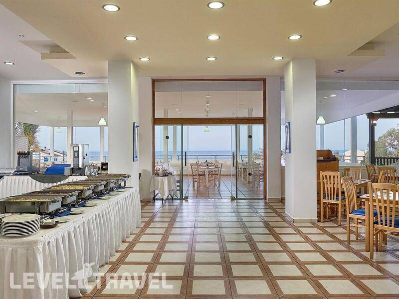 Фотография Iris Beach Hotel