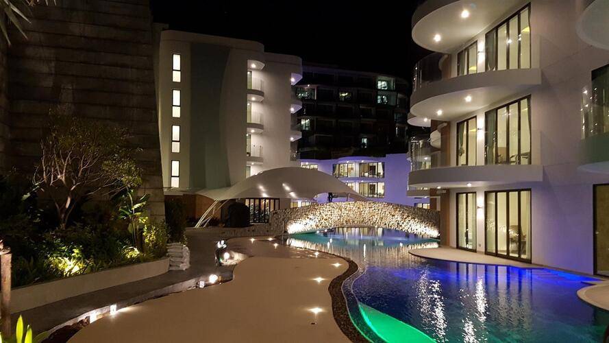 Lets Phuket Twin Sands Resort & Spa