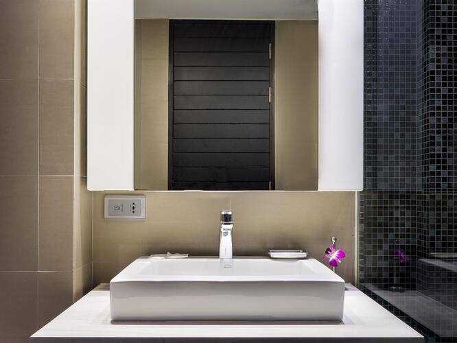 Lets Phuket Twin Sands Resort & Spa