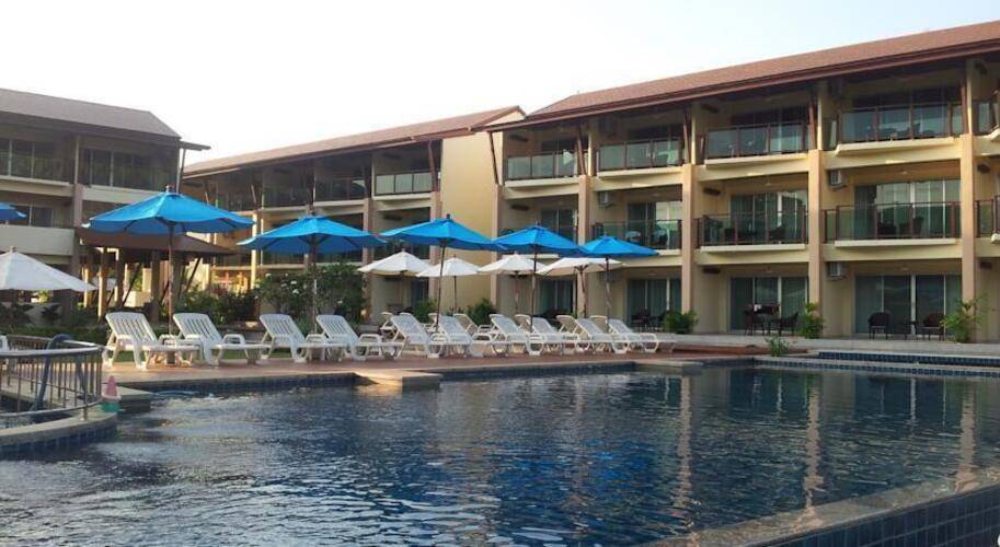 Lanta Pura Beach Resort