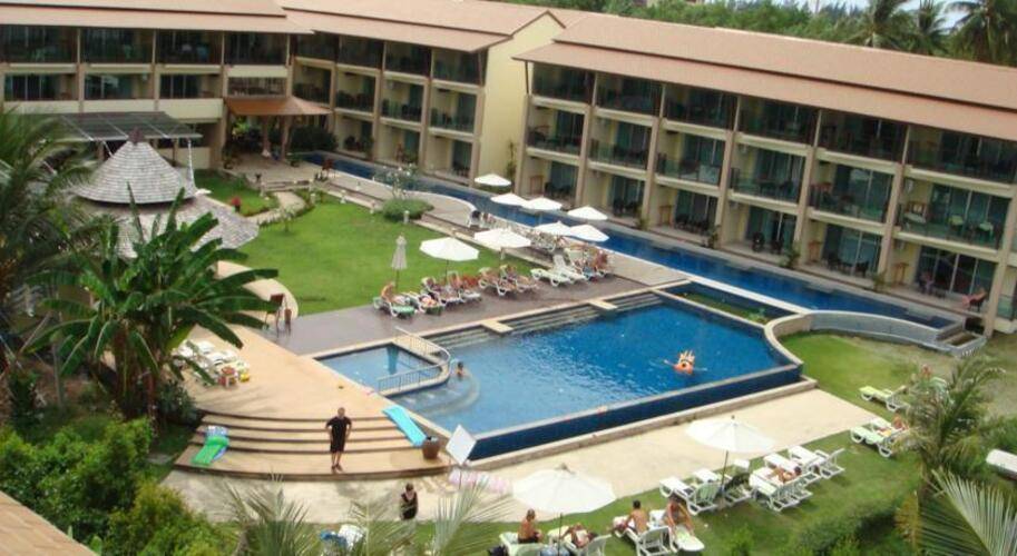 Lanta Pura Beach Resort