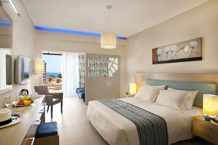 Pernera Beach Hotel