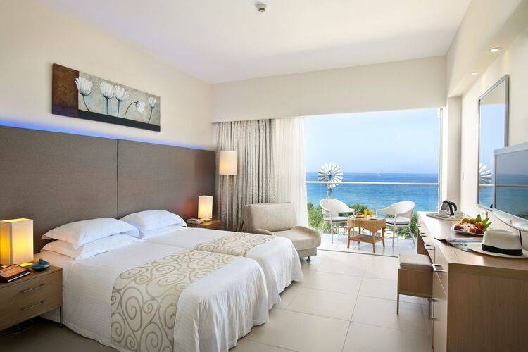Pernera Beach Hotel