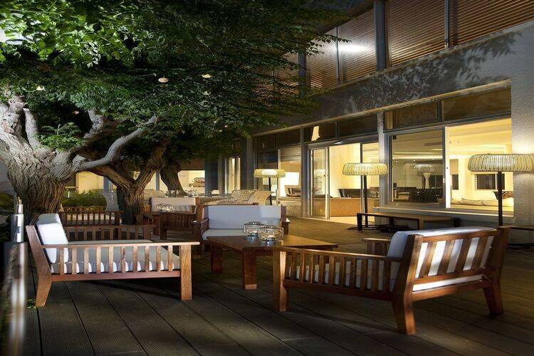 Pernera Beach Hotel