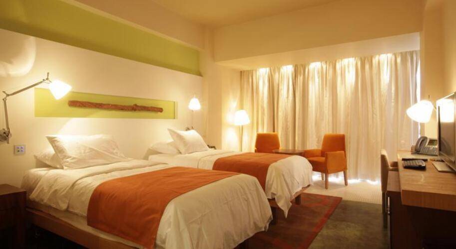 E Hotel Spa & Resort
