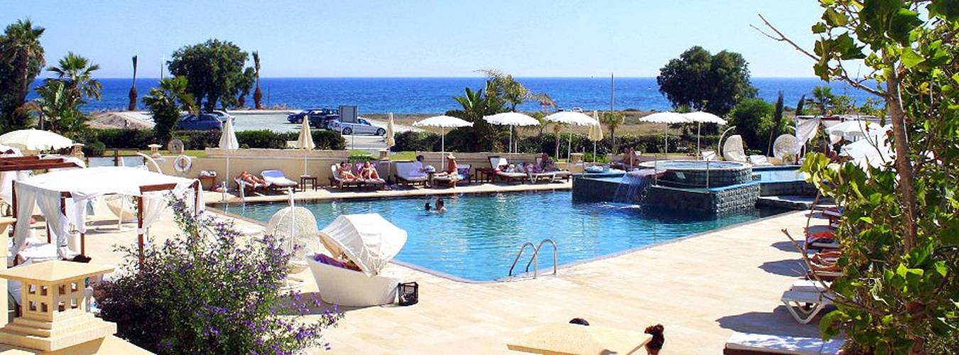 E Hotel Spa & Resort
