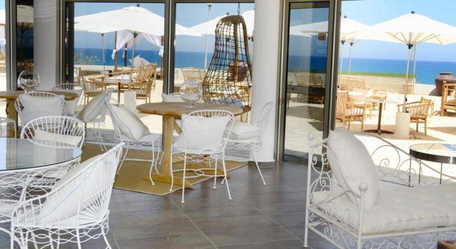 E Hotel Spa & Resort