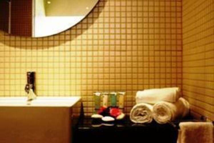 E Hotel Spa & Resort