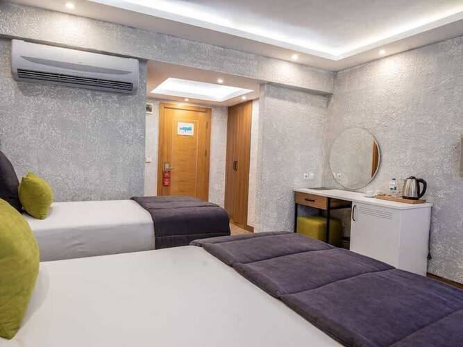 Carlton Istanbul Hotel
