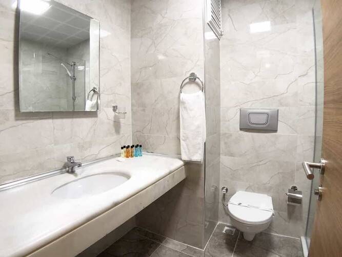 Carlton Istanbul Hotel