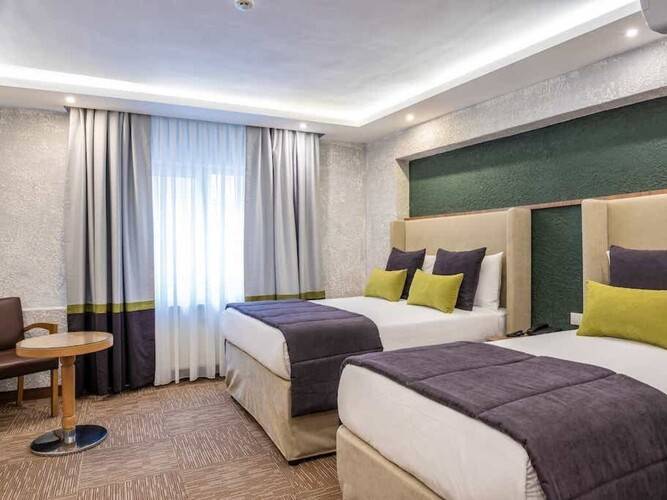 Carlton Istanbul Hotel