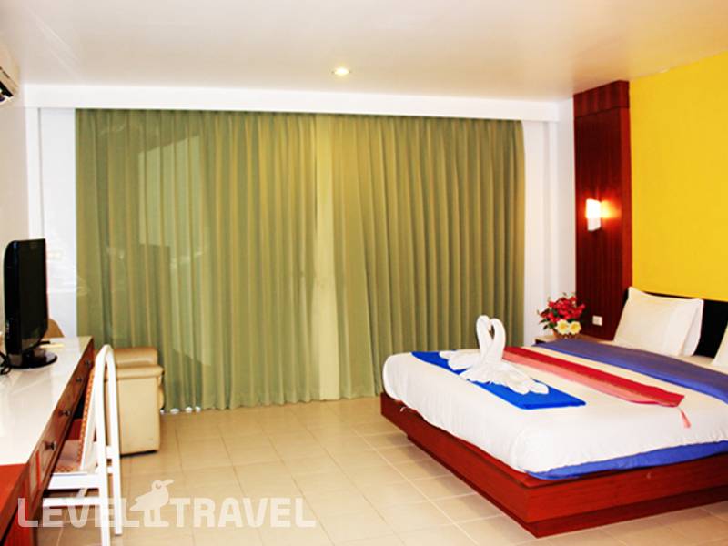 Фотография Kata Blue Sea Resort