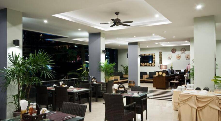 You Dee Hotel Patong (Ex. Meir Jarr Hotel)