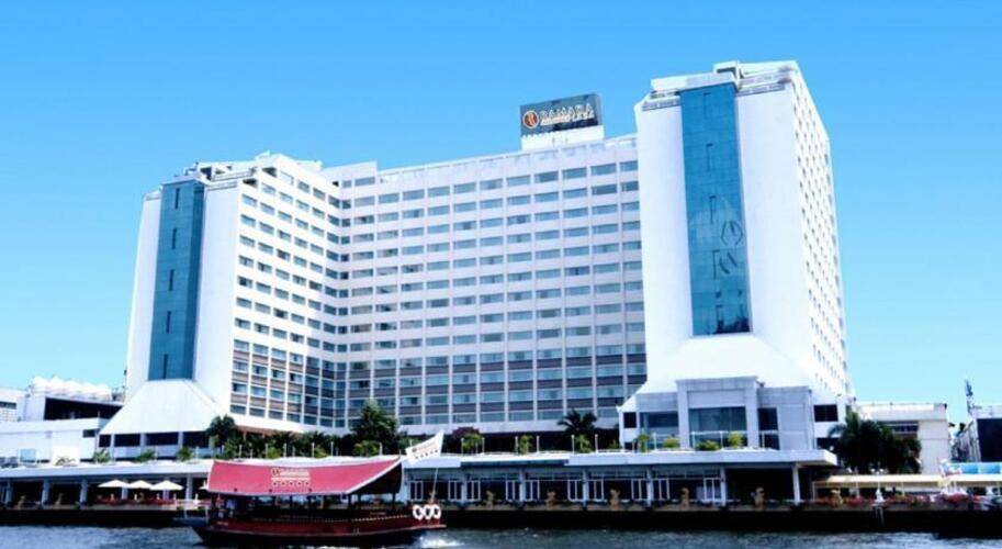 Ramada Plaza Menam Riverside