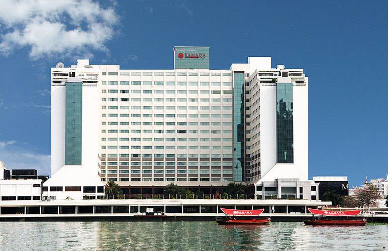 Ramada Plaza Menam Riverside