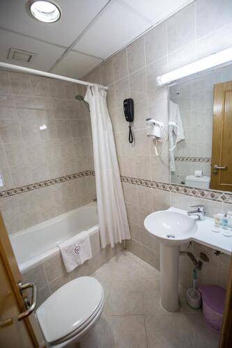 Welcome Hotel Apartment - 1 (Ex.London Creek Hotel)