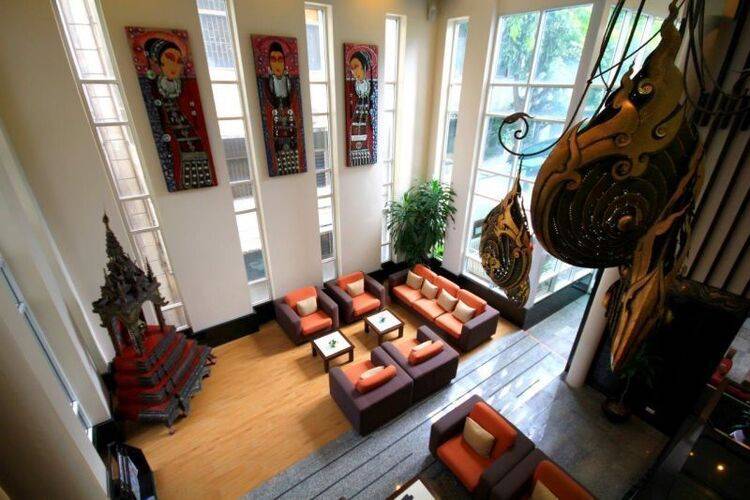 Pinnacle Lumpinee Park Hotel