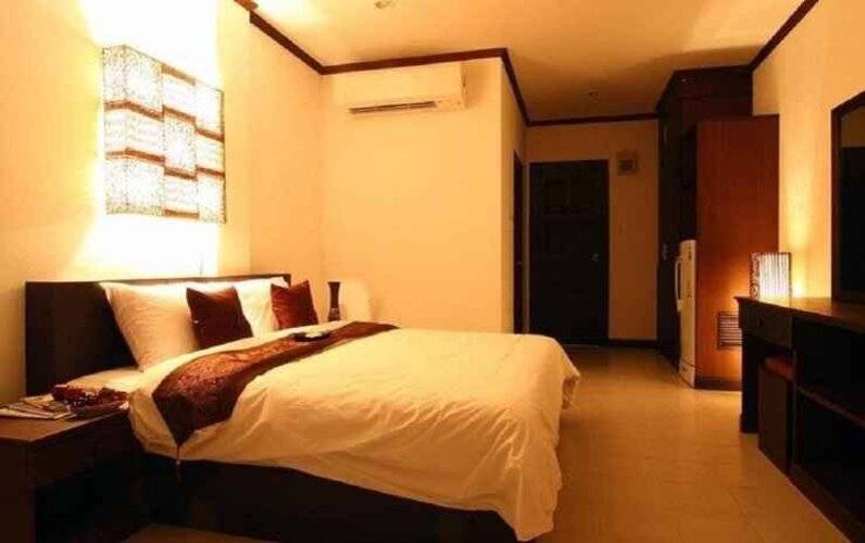 Sritrakul Place Hotel