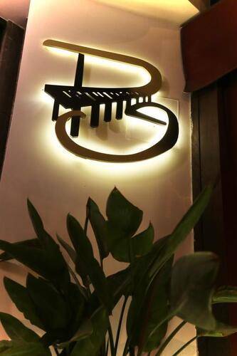 Pier Beach Hotel Apartments