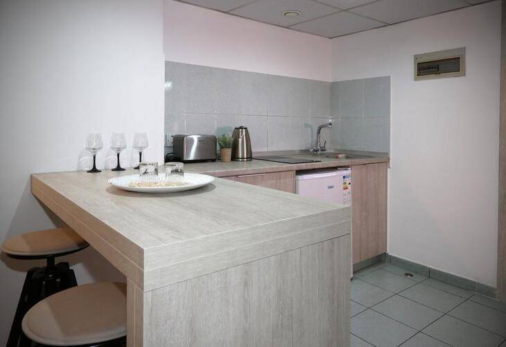 Pier Beach Hotel Apartments