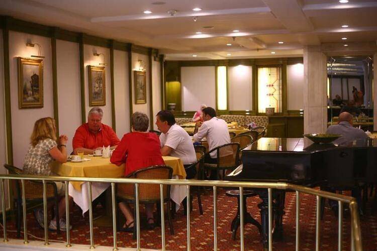 Istanbul Royal Hotel
