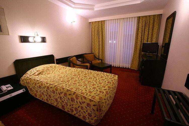 Istanbul Royal Hotel