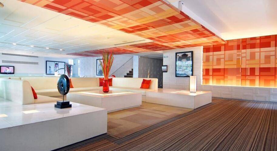 Le Fenix Sukhumvit