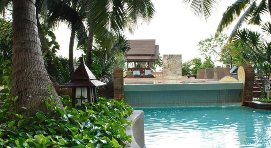 Century Park Hotel