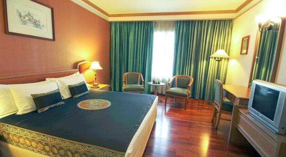 Grand Mercure Bangkok Fortune