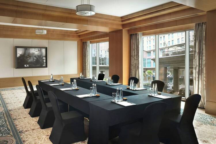 The Ritz Carlton Dubai International Financial Centre
