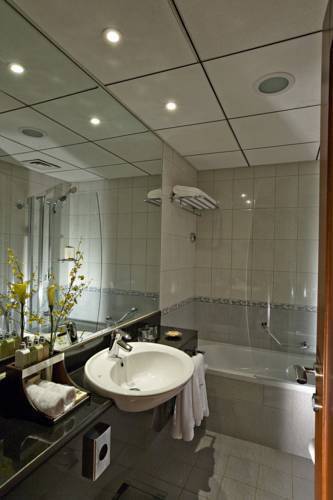 Marriott Dubai Harbour Hotel & Suites