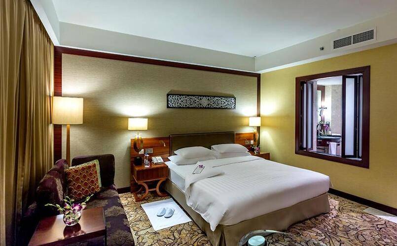 Dusit Thani