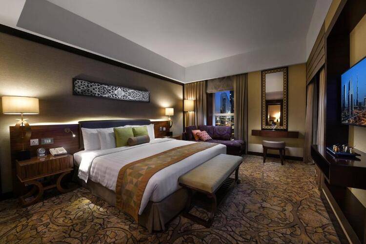 Dusit Thani