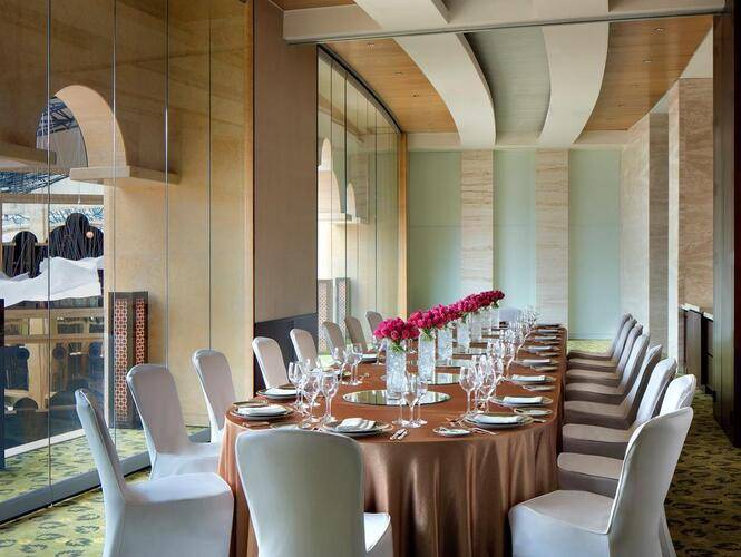 The H Dubai