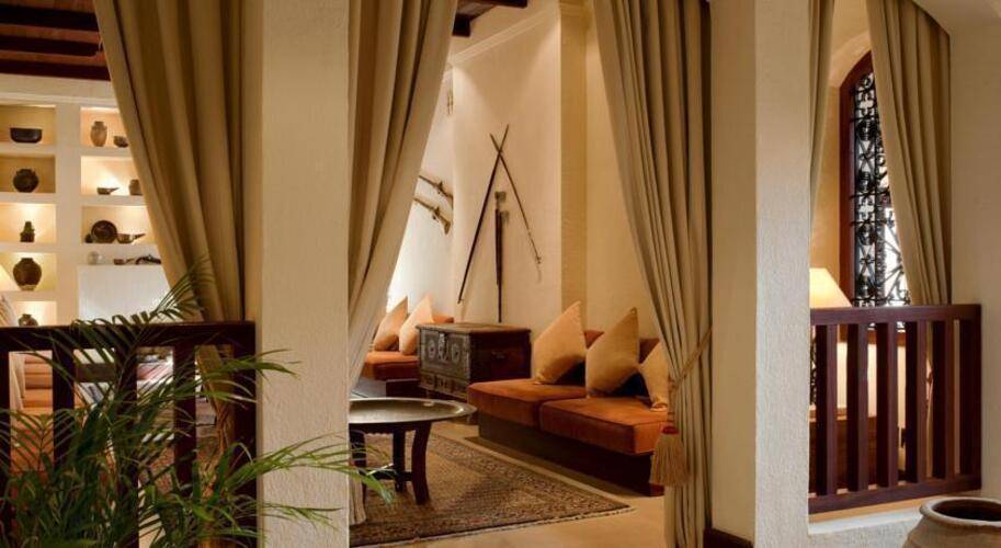 Al Maha Desert Resort & Spa
