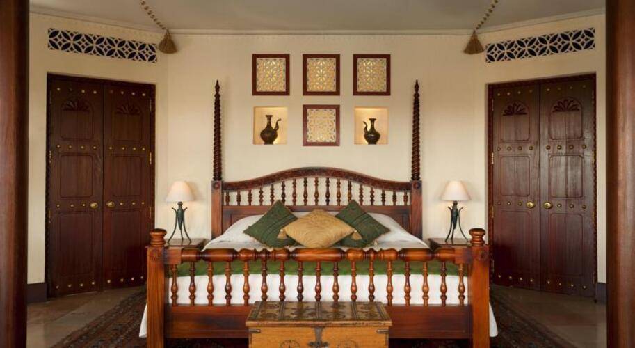 Al Maha Desert Resort & Spa