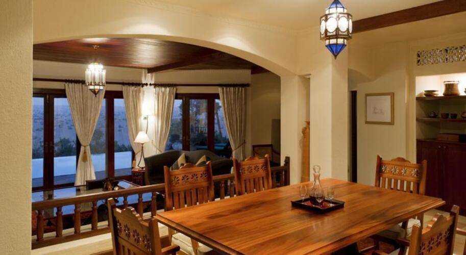 Al Maha Desert Resort & Spa