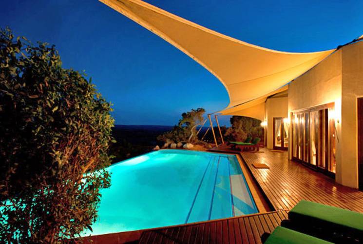 Al Maha Desert Resort & Spa