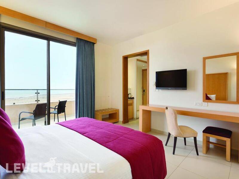 Фотография Ramada Resort Dead Sea (Ex.Winter Valley Warwick Resort&Spa)