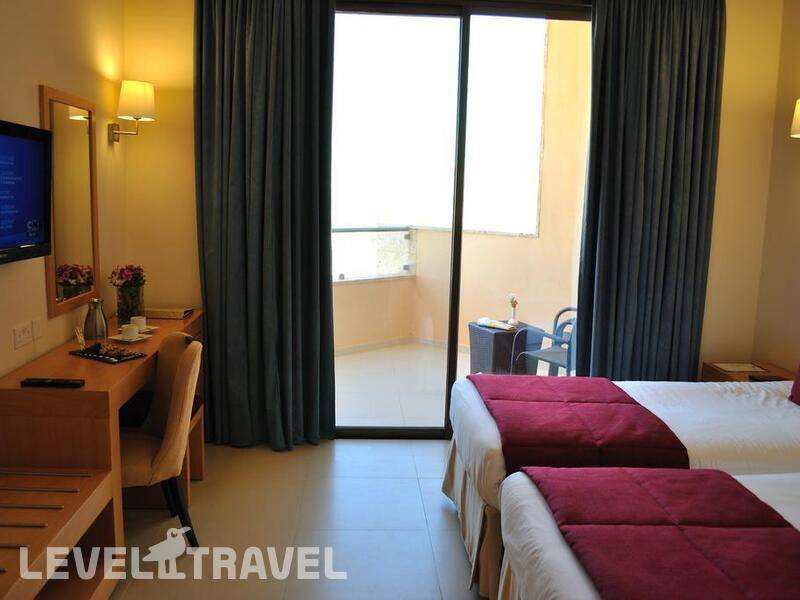 Фотография Ramada Resort Dead Sea (Ex.Winter Valley Warwick Resort&Spa)