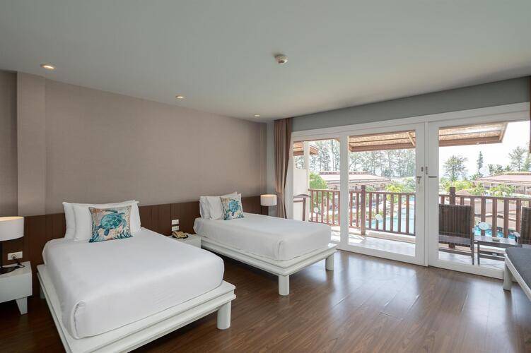 Arinara Bangtao Beach Resort (Ex. Dalar Resort)