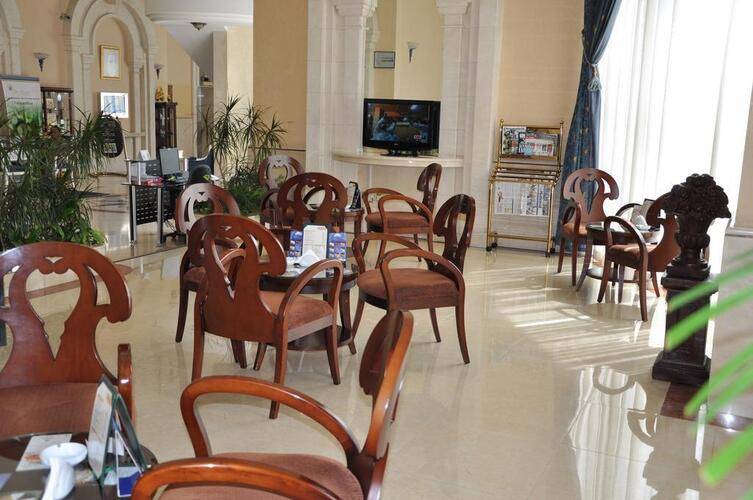 Grand Continental Flamingo Hotel