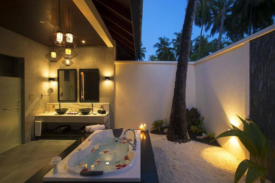 Atmosphere Kanifushi