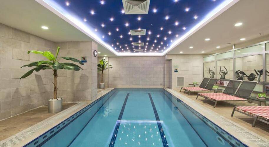 Grand S Hotel