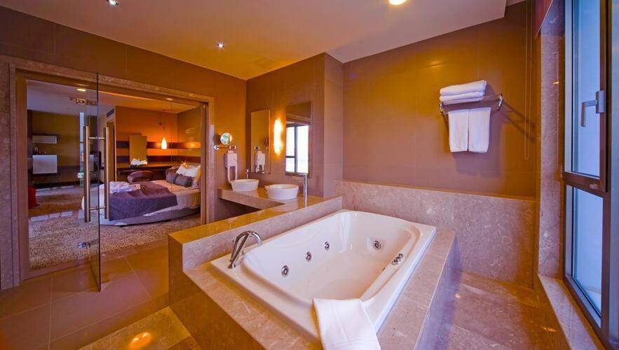 The Green Park Hotel Pendik