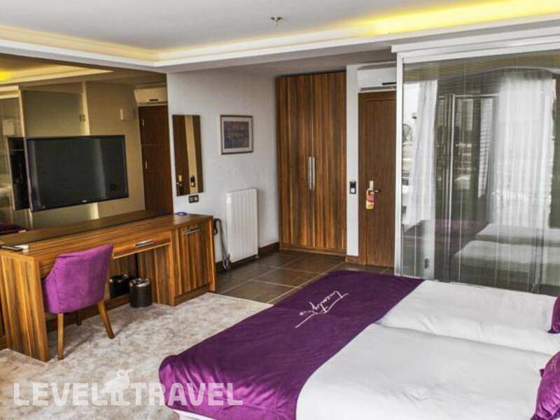Фотография The 22 Hotel